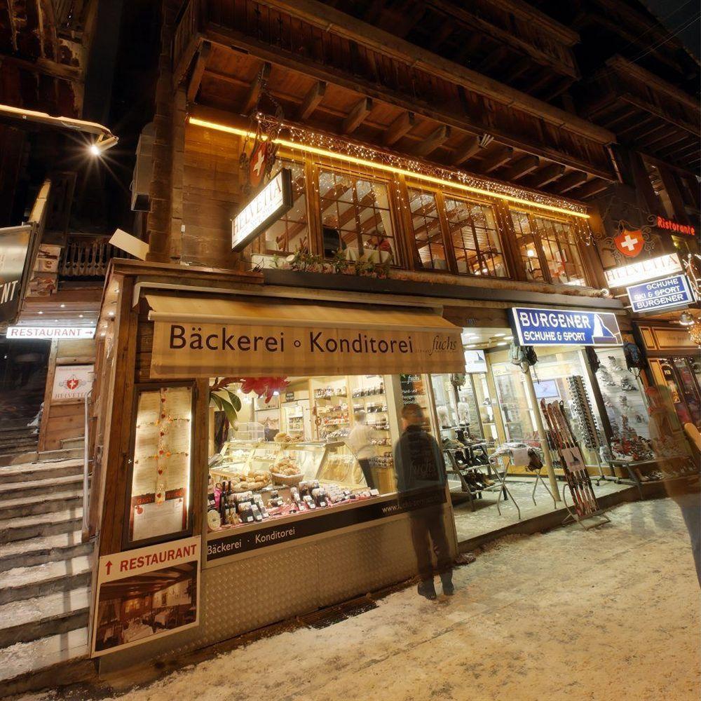 Petit Helvetia Budget Hotel Zermatt Exterior foto